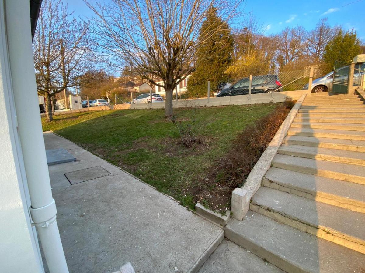 Maison Entiere Avec Jardin Et Une Belle Vue Evreux Exterior photo
